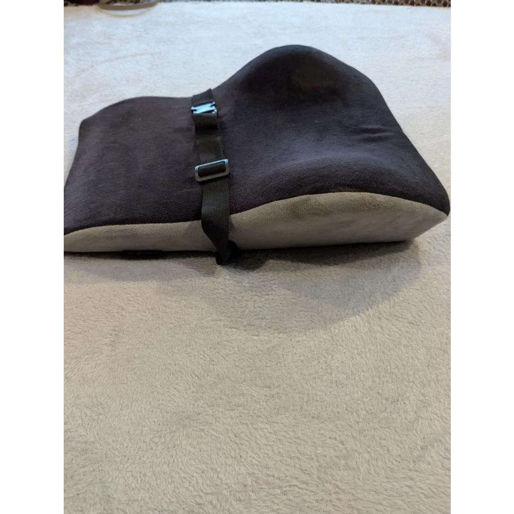 Samsonite Black & Gray Lumbar Support Pillow With Zipper Removeable Cover